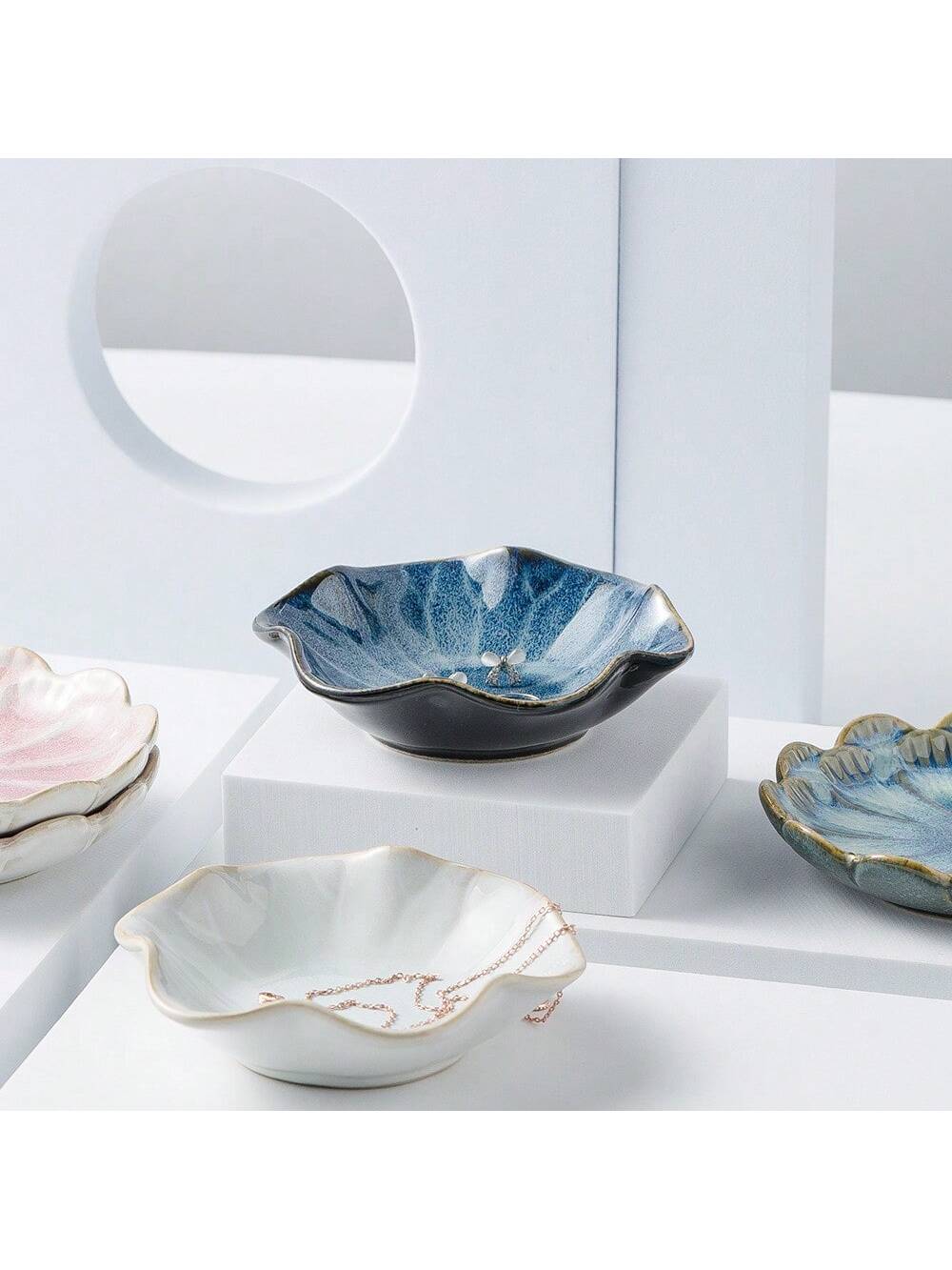 1 pc Ceramic petal shaped jewe - Ceramic Trinket Dish 评论和价格
